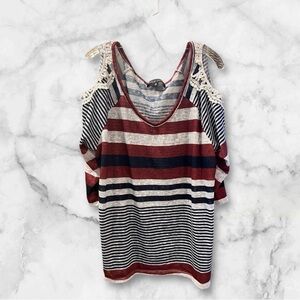 Almost Famous Cold Shoulder Top Blouse Lace Trim Plus Size 3X